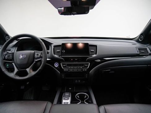 Certified 2024 Honda Ridgeline Black Edition image 27