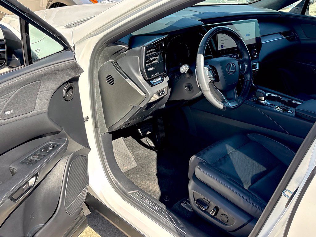 Used 2023 Lexus RX 350 AWD w/ Cold Area Package image 10