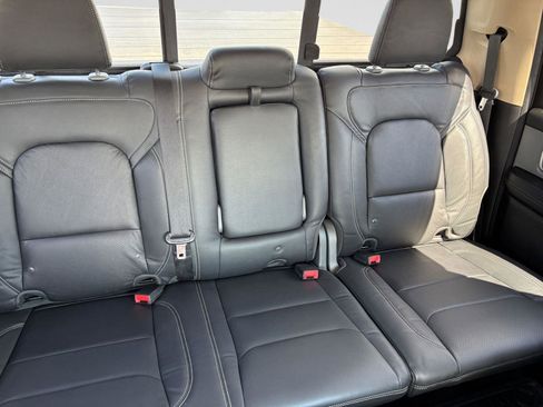 Used 2019 RAM 1500 Big Horn AWD/4WD image 13