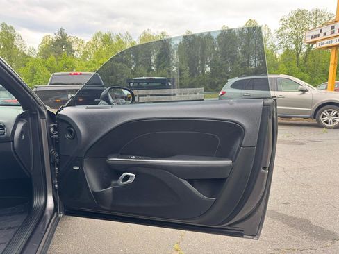 Used 2016 Dodge Challenger SXT Plus RWD image 12