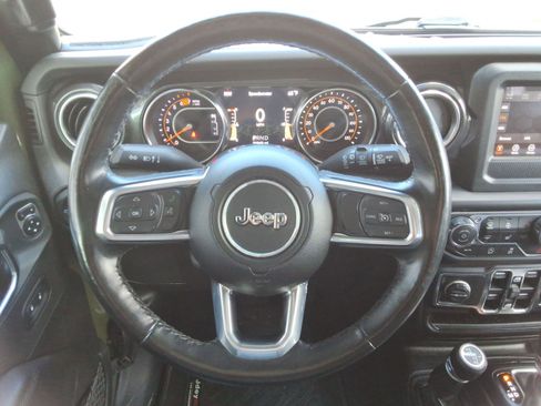 Used 2021 Jeep Wrangler Unlimited Sahara image 14