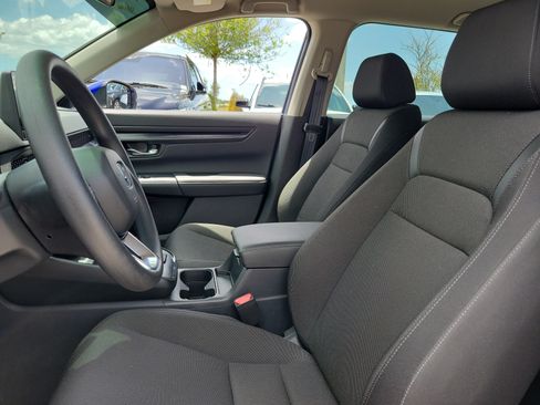 Used 2025 Honda CR-V LX image 18