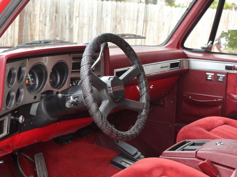 Used 1991 Chevrolet Blazer 4WD image 39