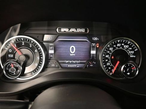 Used 2023 RAM 1500 Laramie RWD image 35