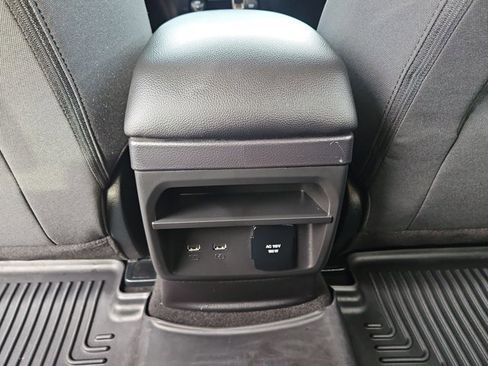 Used 2022 Ford Ranger XLT w/ Equipment Group 301A Mid image 17