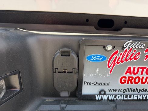 Used 2024 Nissan Frontier SL w/ Technology Package RWD image 16