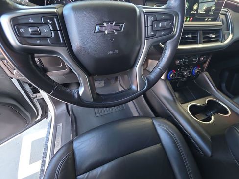 Used 2021 Chevrolet Tahoe Z71 image 11