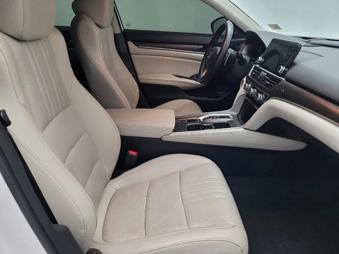 Used 2019 Honda Accord Touring image 21