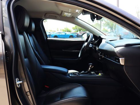 Used 2021 MAZDA CX-30 FWD 2.5 S w/ Select Package image 31