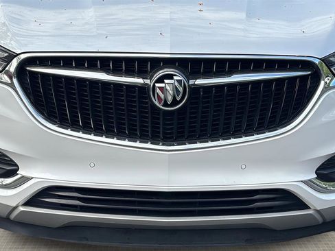 Used 2018 Buick Enclave Premium FWD image 9