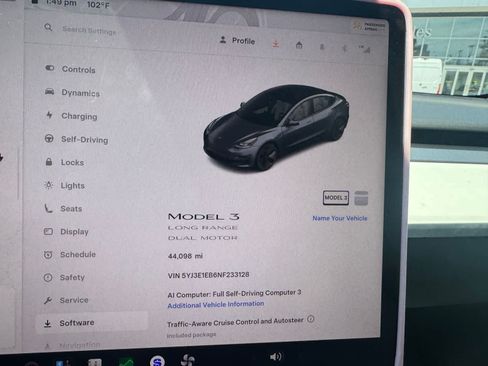 Used 2022 Tesla Model 3 Long Range AWD/4WD image 9