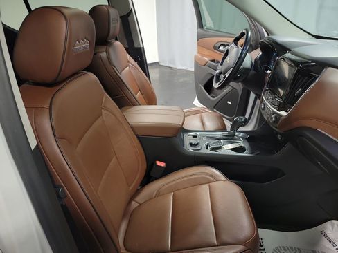 Used 2019 Chevrolet Traverse High Country image 26