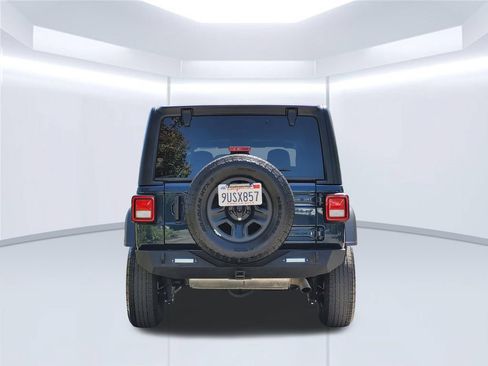 Used 2025 Jeep Wrangler Unlimited Sport AWD/4WD image 6