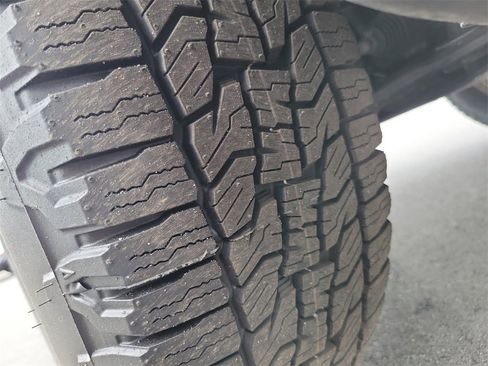 Used 2019 Jeep Compass Sport image 26