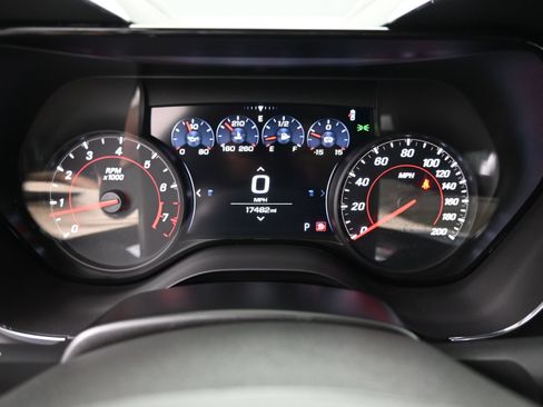 Used 2021 Chevrolet Camaro ZL1 w/ LPO, ZL1 Protection Package RWD image 15