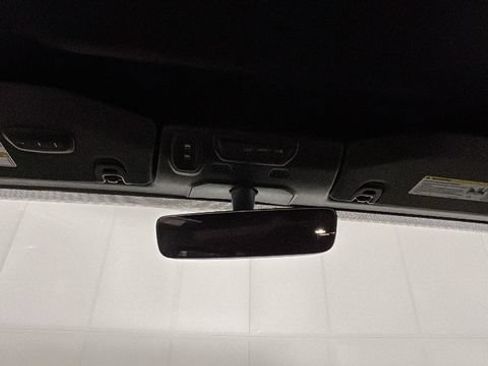 Used 2023 Jeep Wrangler Unlimited w/ Sun & Screen Package AWD/4WD image 24