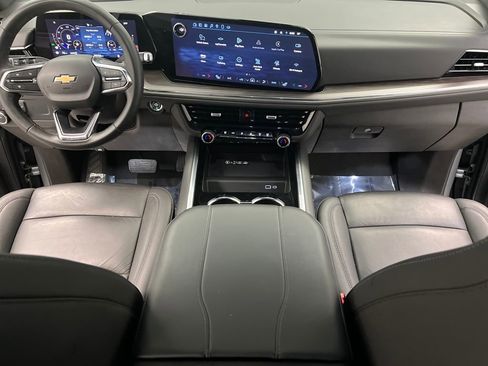 Used 2025 Chevrolet Tahoe LT image 42