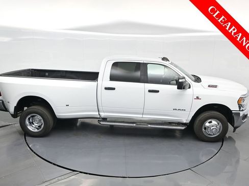 Used 2024 RAM 3500 Big Horn image 57