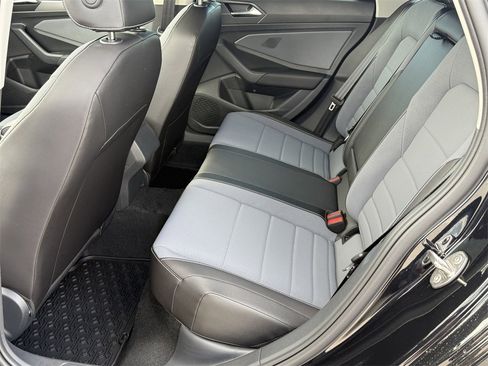 New 2026 Volkswagen Jetta SE image 24