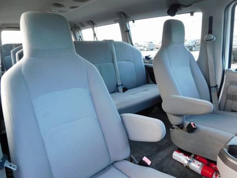 Used 2012 Ford E-350 and Econoline 350 XLT image 18