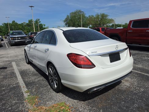 Used 2019 Mercedes-Benz C 300 Sedan image 5