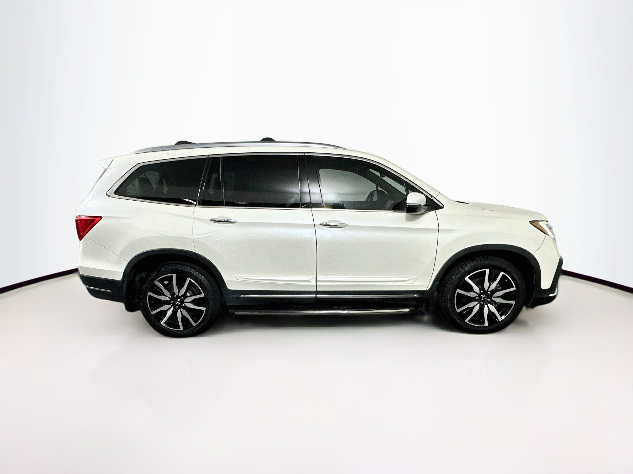 Used 2019 Honda Pilot Touring image 10