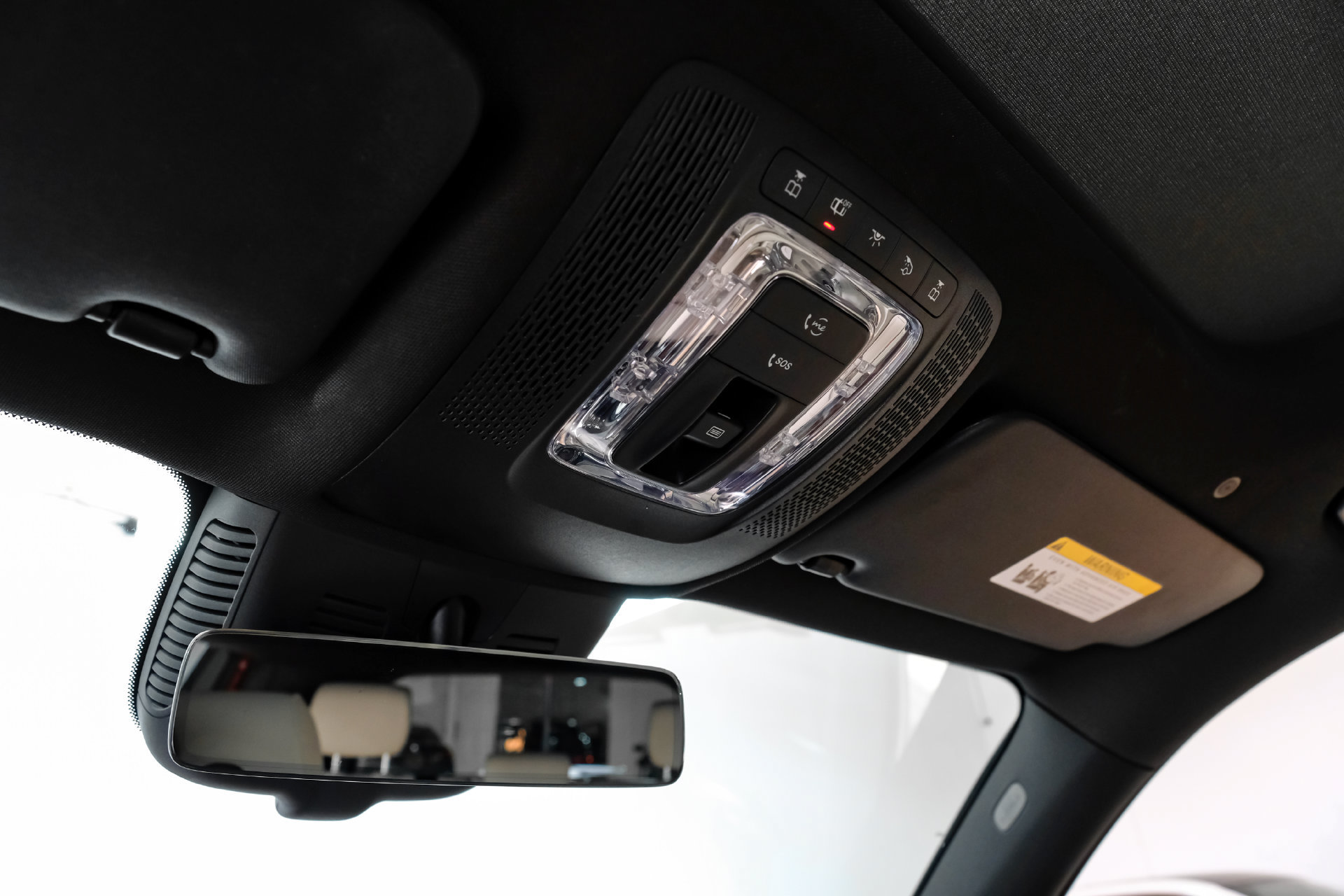 Used 2026 Mercedes-Benz GLB 250 w/ Exclusive Package image 31