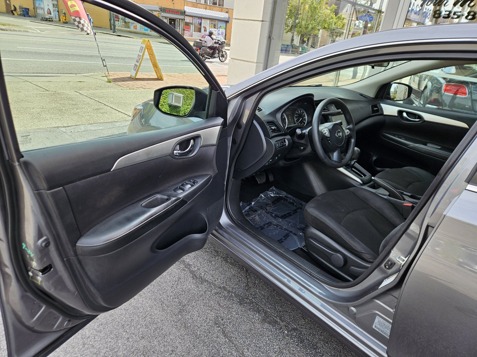 Used 2019 Nissan Sentra S w/ Appearance Package FWD image 28