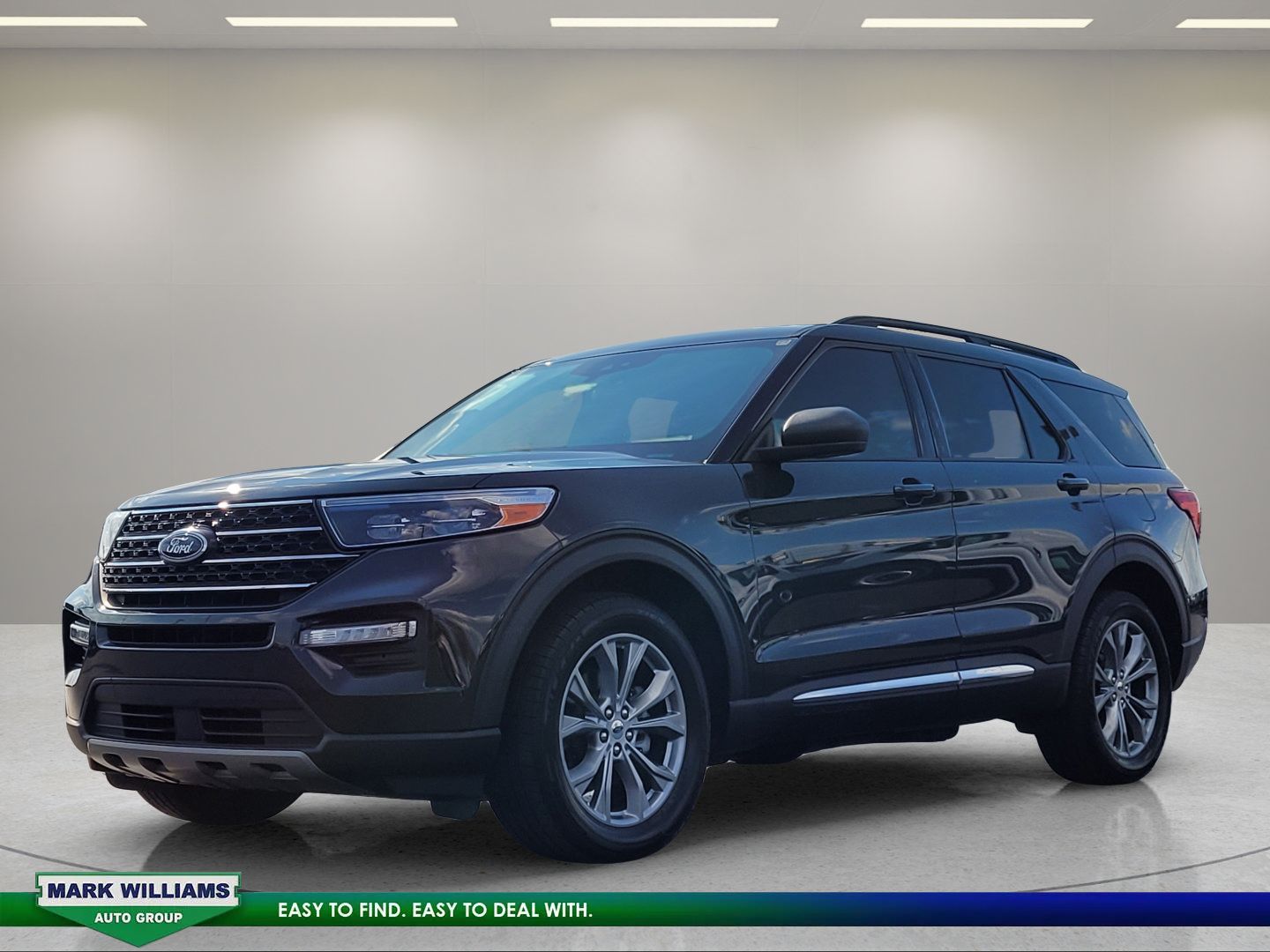Certified 2022 Ford Explorer XLT w/ Equipment Group 202A AWD/4WD image 8