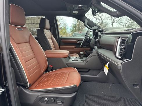 New 2026 GMC Sierra 1500 Denali Ultimate image 13