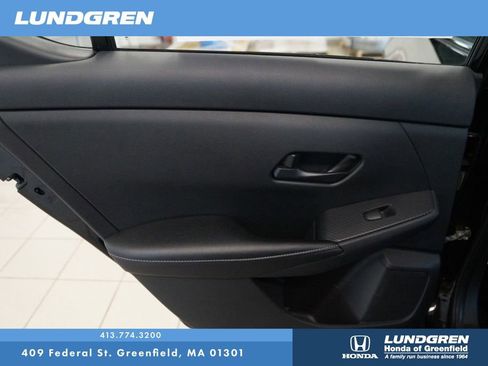 Used 2024 Nissan Sentra SV FWD image 27