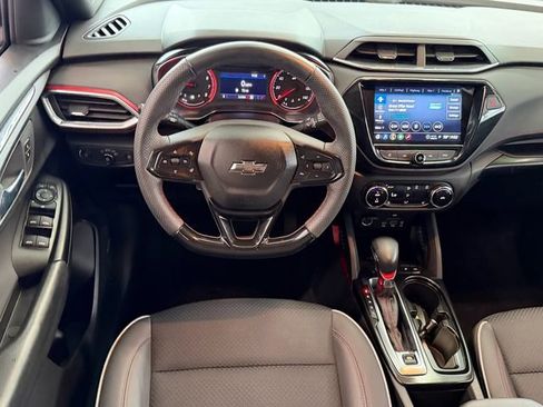 Certified 2023 Chevrolet TrailBlazer RS w/ Technology Package AWD/4WD image 8