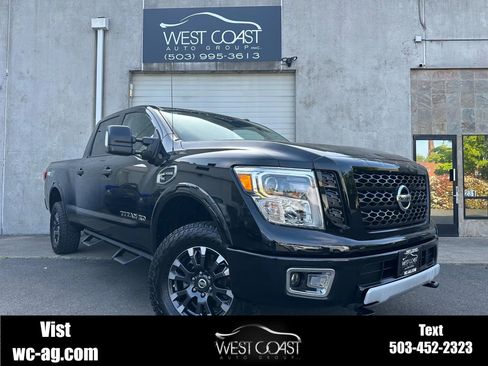 Used 2018 Nissan Titan PRO-4X image 1
