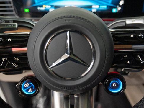 New 2026 Mercedes-Benz GLE 53 AMG 4MATIC image 23