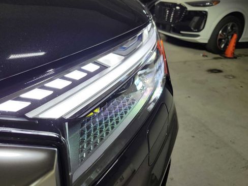 New 2026 Audi SQ7 Prestige AWD/4WD image 9