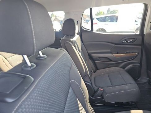 Used 2023 GMC Acadia SLE w/ Driver Convenience Package image 23