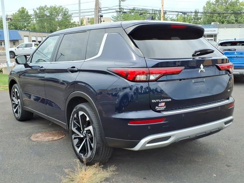 Used 2024 Mitsubishi Outlander SE AWD/4WD image 6