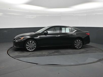 Used 2023 Nissan Altima 2.5 SL