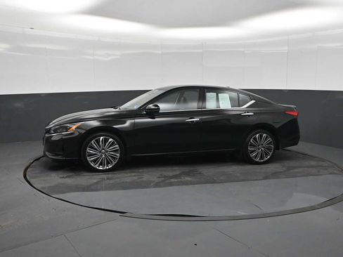 Used 2023 Nissan Altima 2.5 SL AWD/4WD image 4