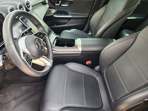 Used 2022 Mercedes-Benz C 300 Sedan image 13