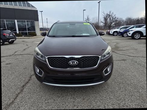 Used 2016 Kia Sorento EX image 4