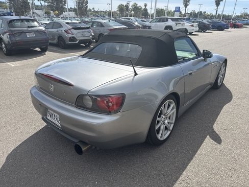 Used 2003 Honda S2000 image 5