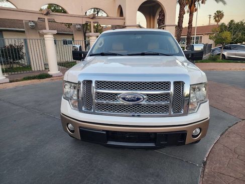 Used 2011 Ford F150 Lariat w/ Lariat Chrome Pkg image 3