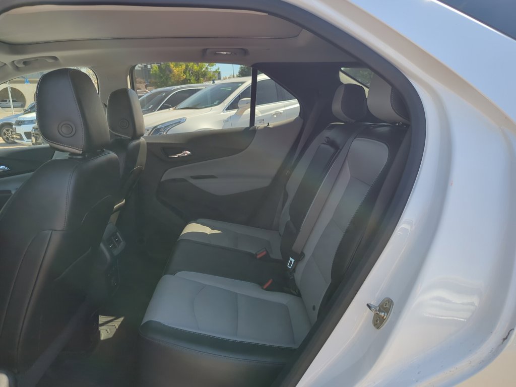 Used 2021 Chevrolet Equinox Premier AWD/4WD image 9