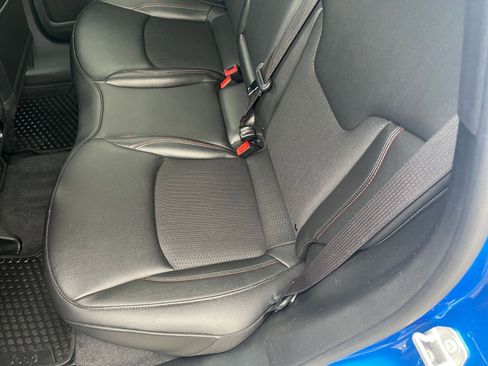 Used 2025 Jeep Compass Trailhawk image 36