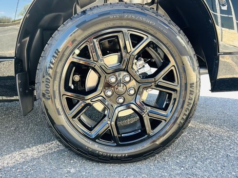 New 2026 Ford Maverick Lobo AWD/4WD image 23