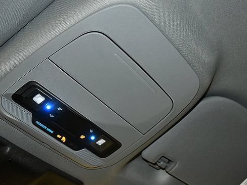 Used 2024 Ford F150 XLT w/ FX4 Off-Road Package AWD/4WD image 29