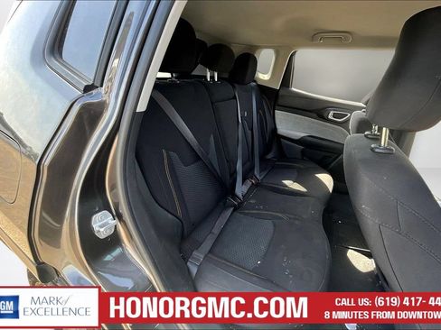 Used 2022 Jeep Compass Sport AWD/4WD image 22