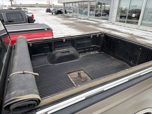 Used 2006 Ford F250 Lariat image 16