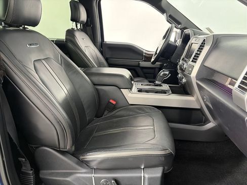 Used 2015 Ford F150 Platinum w/ Equipment Group 701A Luxury AWD/4WD image 32